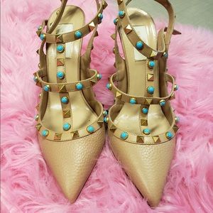 Valentino Rockstud